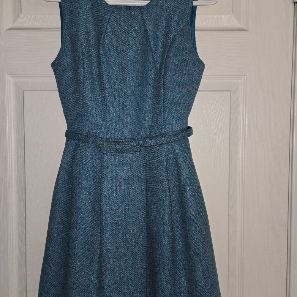Elegant Blue Sleeveless Dress